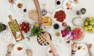 How Your Diet Impacts Your Mental Health and Beauty