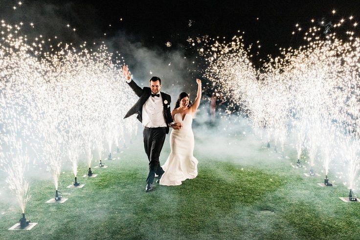 The Beauty of Cold Sparkler Fountains and Their Impact on Your Party Atmosphere